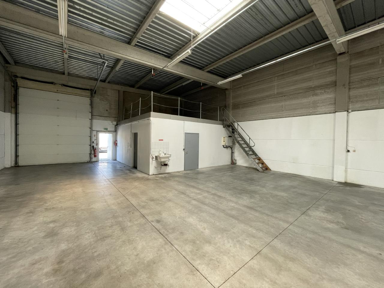 Local d'activité Carvin 332m² Location local d'activité Carvin Pas-de-Calais OLACT2531563 2